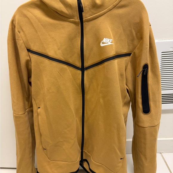 Nike Men's Tech Fleece Jacket - Picture 4 of 4